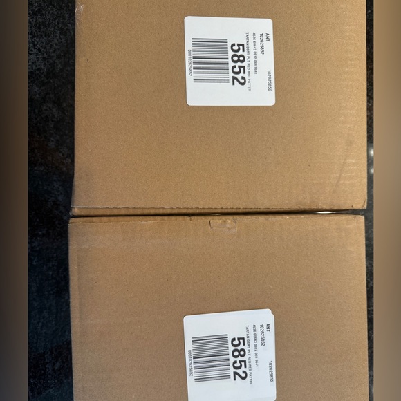 Anthropologie Tartan Stoneware Dessert Plates | Set of 2 | Green | NIB - Picture 6 of 6